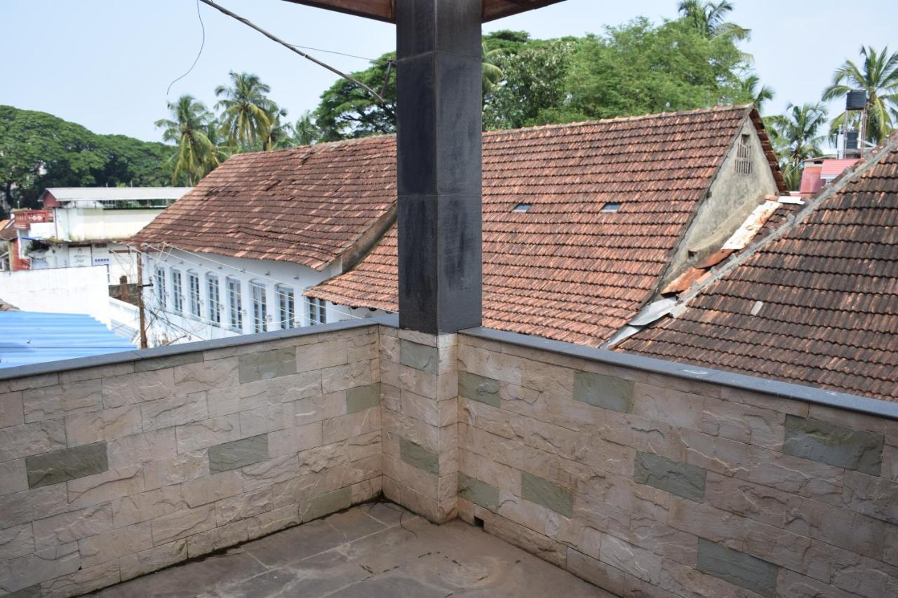 Fort Muziris Kochi Extérieur photo